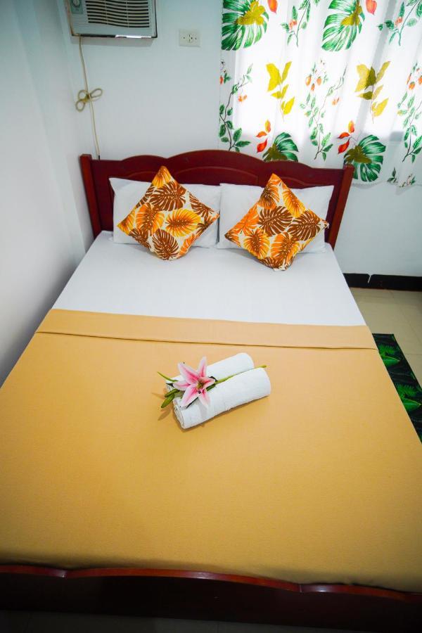 Amparo'S Tourist Inn - 科隆 外观 照片